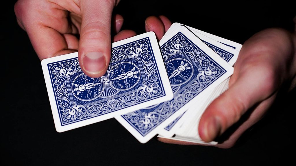 Alleged Poker Cheats Travel Across U.S., Accumulate Bans at Multiple Rooms